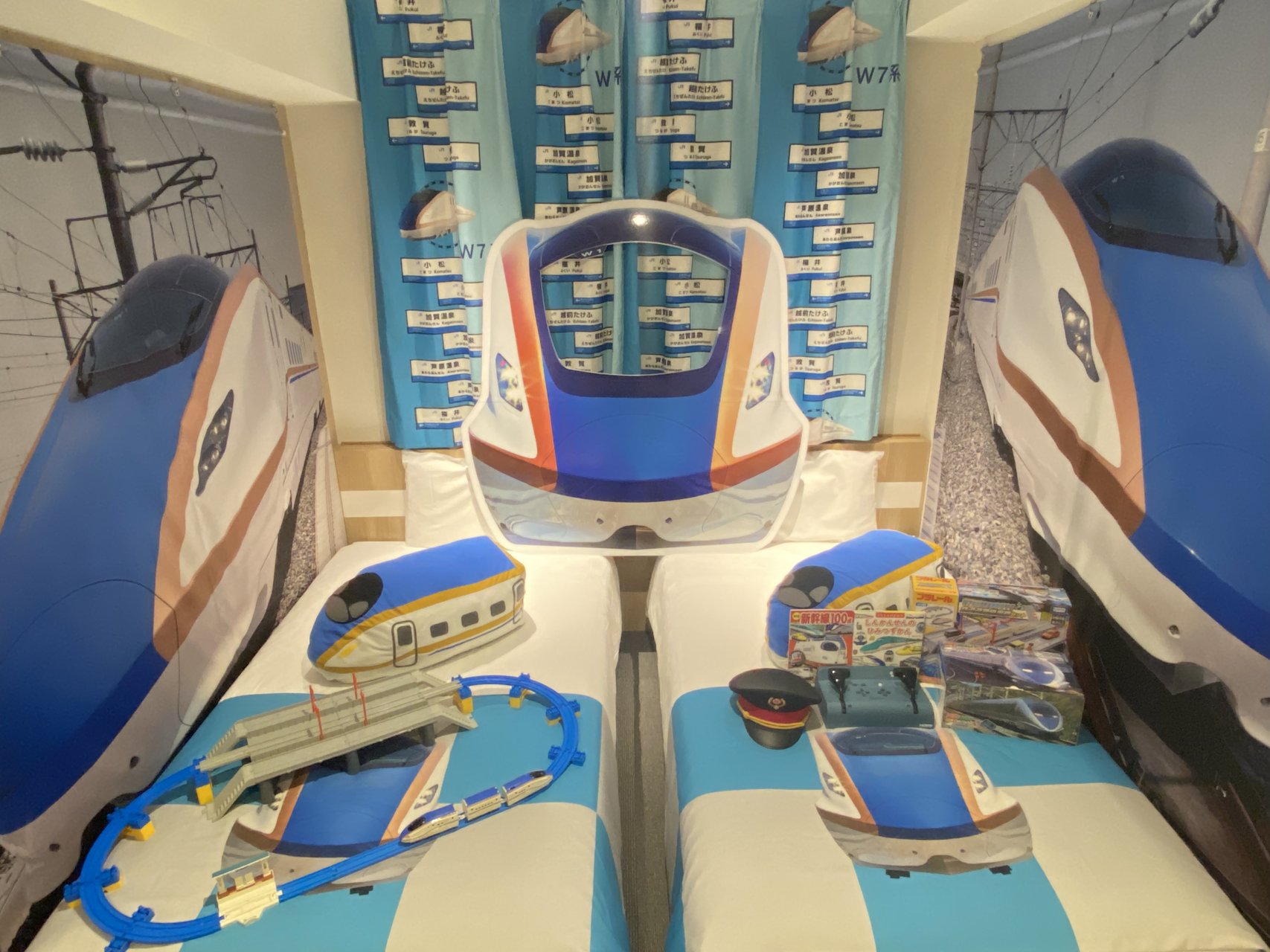 変なホテル小松駅前 — 石川県小松市・JR小松駅東口徒歩30秒、ロボットフロント運営の客室109室