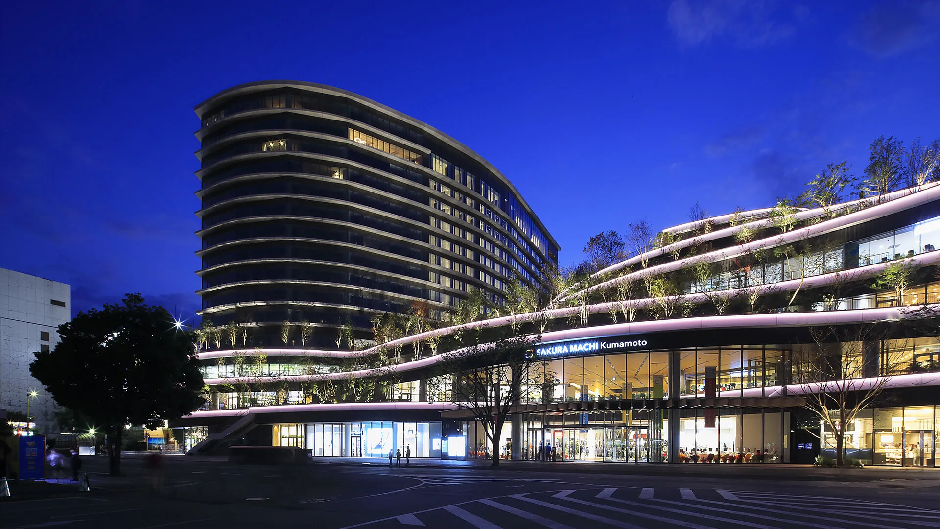KOKO HOTEL Premier 熊本 — 熊本市中央区桜町 · 205室、サクラマチクマモト直結の上層階レストラン併設型ホテル