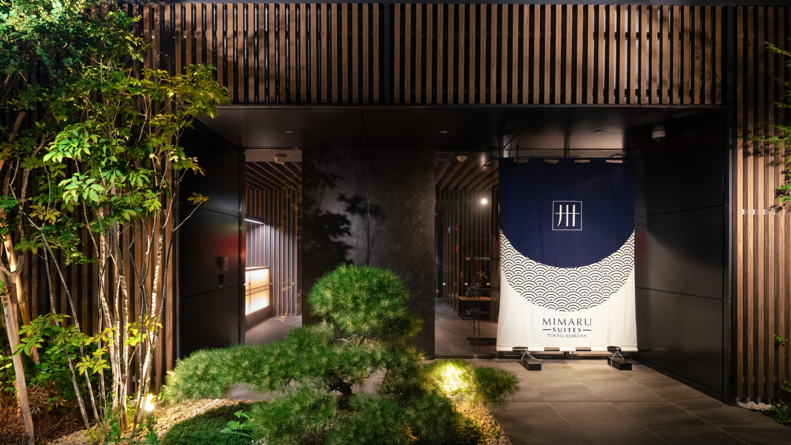 MIMARU SUITES 東京浅草 — 台東区花川戸 · 全室60〜74㎡、2ベッドルーム+リビング+独立キッチン
