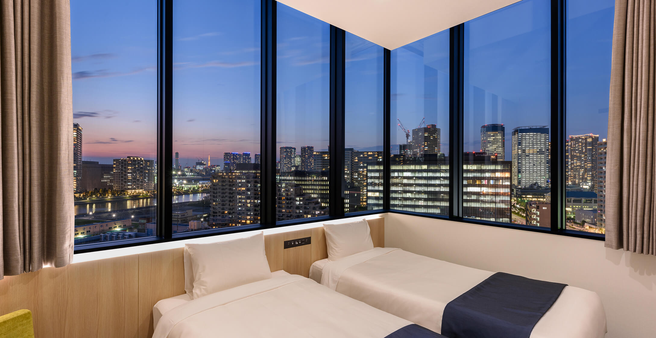 hotel MONday Premium 豊洲 — 江東区東雲 · 大浴場と豊洲駅シャトルを備える263室のビジネスホテル