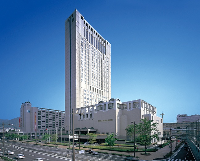 リーガロイヤルホテル小倉 — 北九州市小倉北区 · 1993年開業のシティホテル、客室295