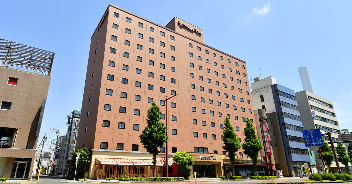 リッチモンドホテル浜松 — 浜松・砂山町 · 浜松駅北口至近、213室の宿泊特化ホテル