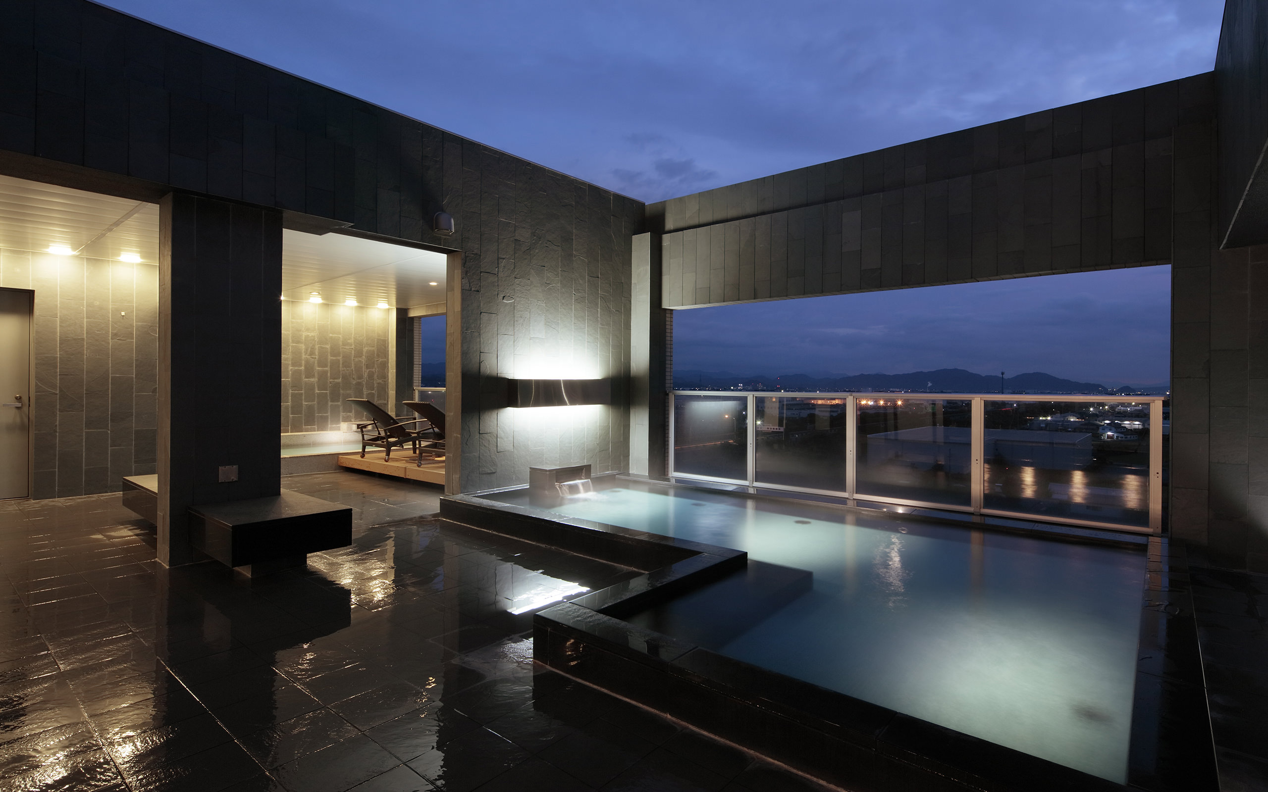 カンデオホテルズ静岡島田 — 島田市井口 · 最上階の展望露天風呂スカイスパ、吉田IC直前・空港まで車約10分の127室