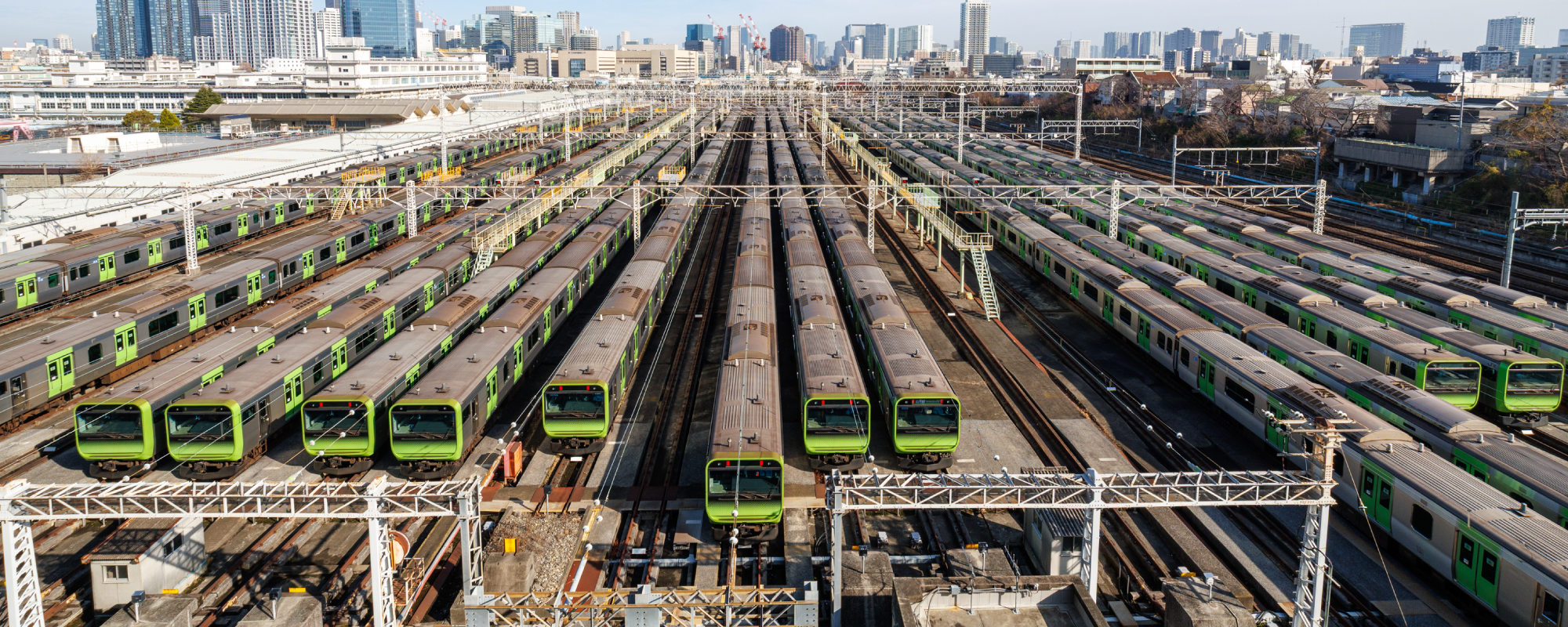 ホテルメトロポリタン大井町トラックス — 品川区大井町 · 山手線車両基地を望む2026年開業ホテル