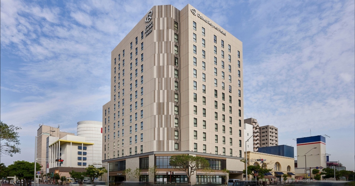 ダイワロイネットホテル那覇おもろまちPREMIER — 沖縄・那覇 · 那覇新都心の外観、13階建て160室