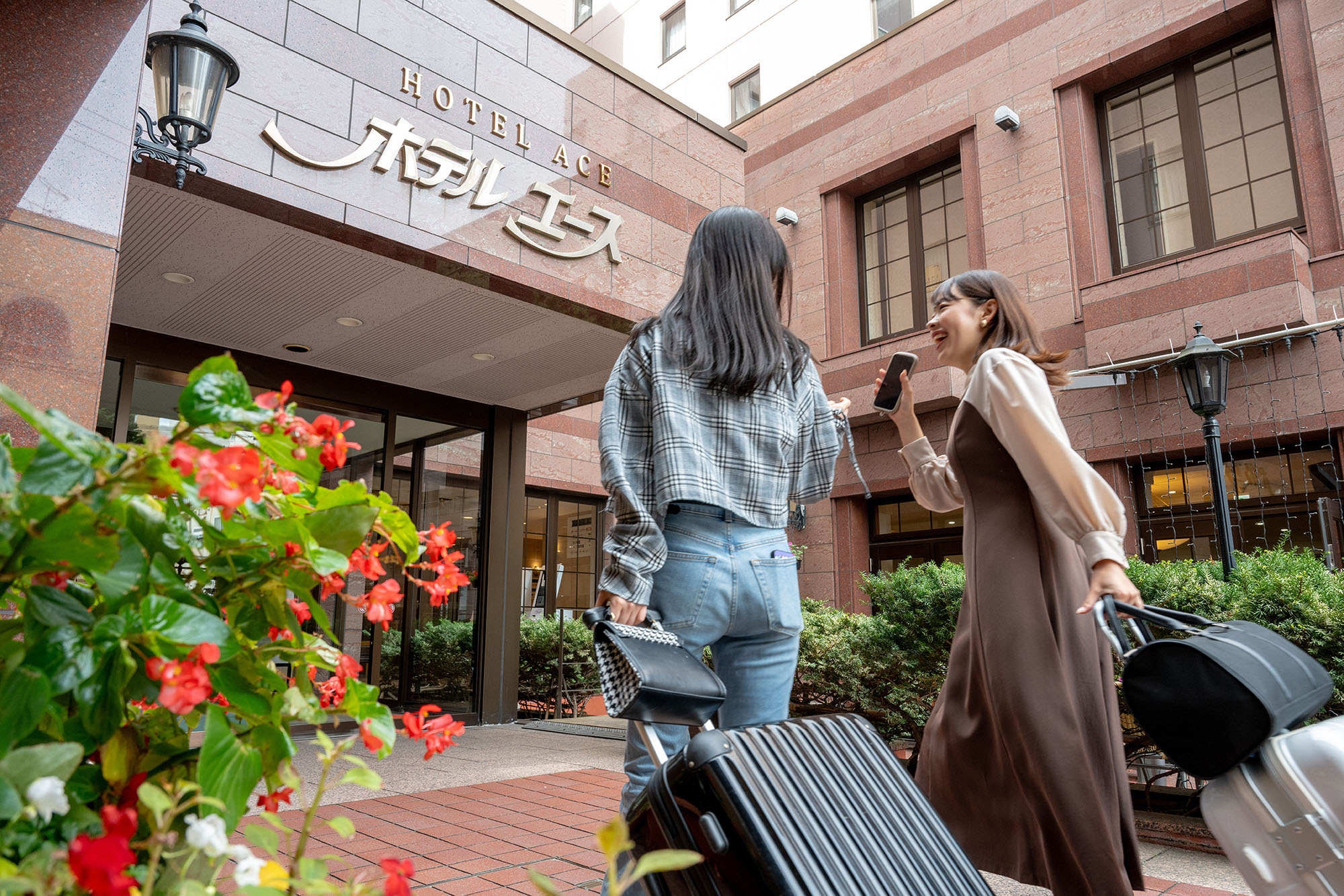 ホテルエース盛岡 — 盛岡・大通 · 中心部に建つ272室の老舗大型ビジネスホテル外観