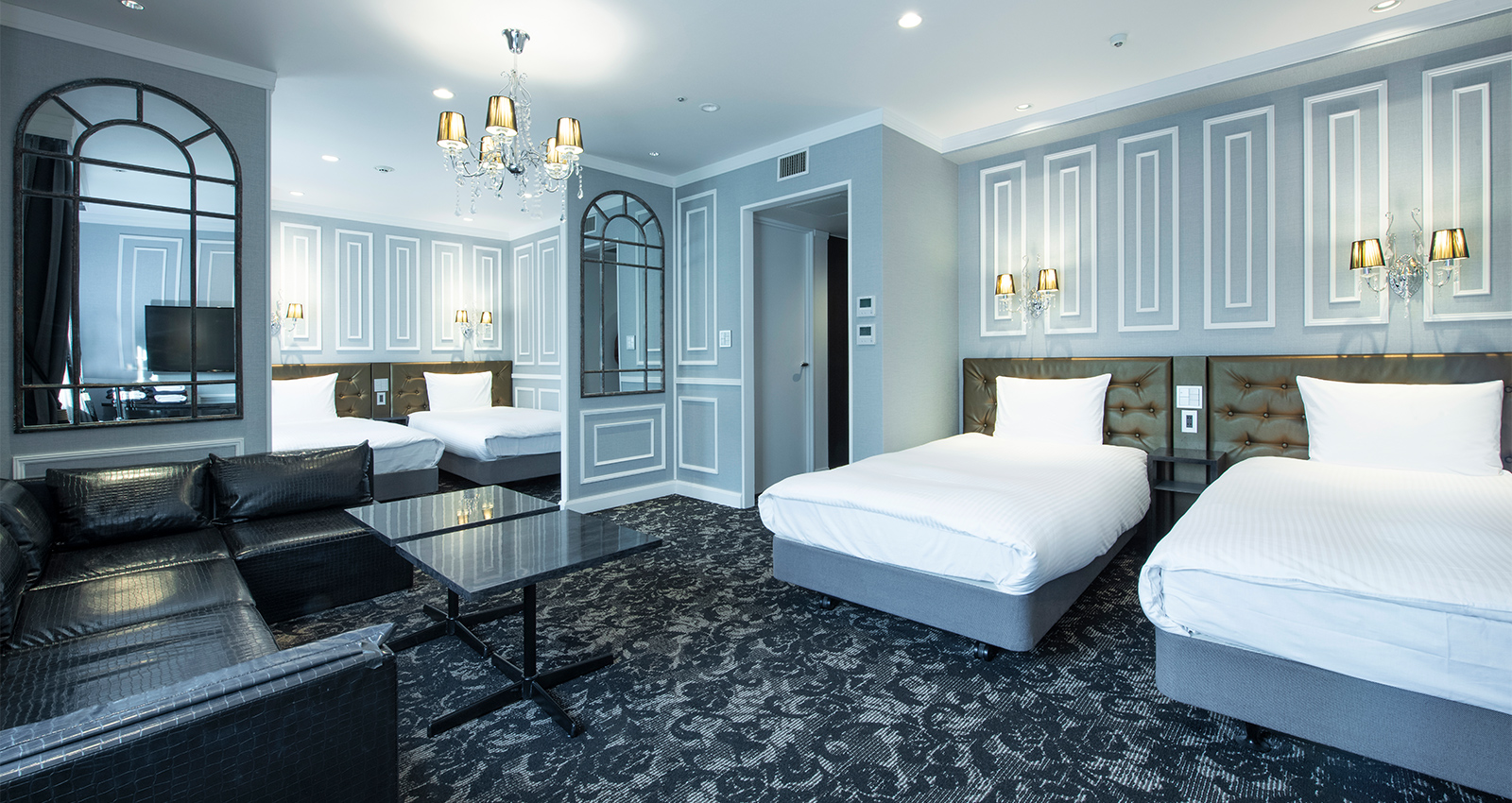 HOTEL PLUMM 横浜 — 横浜市西区北幸 · アンティーク調のデザイン客室、横浜駅西口徒歩約6分