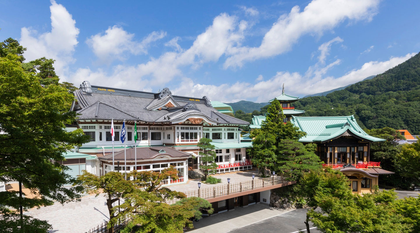 富士屋ホテル — 神奈川県箱根町宮ノ下 · 1891年建築の本館を含む建物群、2018年から2020年にかけて耐震補強と改修工事を実施